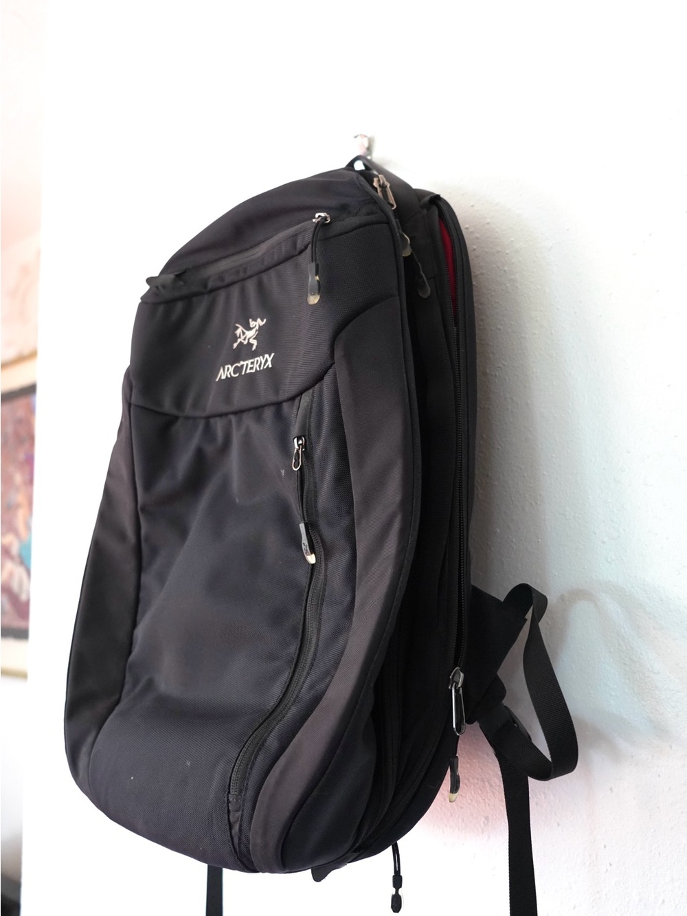 Arc’teryx Blade 30 Backpack Travel Carry-on Luggage Bag Laptop Compartment Black - Picture 13 of 14